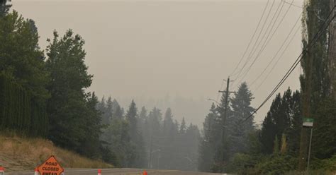 Travel ban in parts of B.C. disrupting tourism as raging wildfires burn